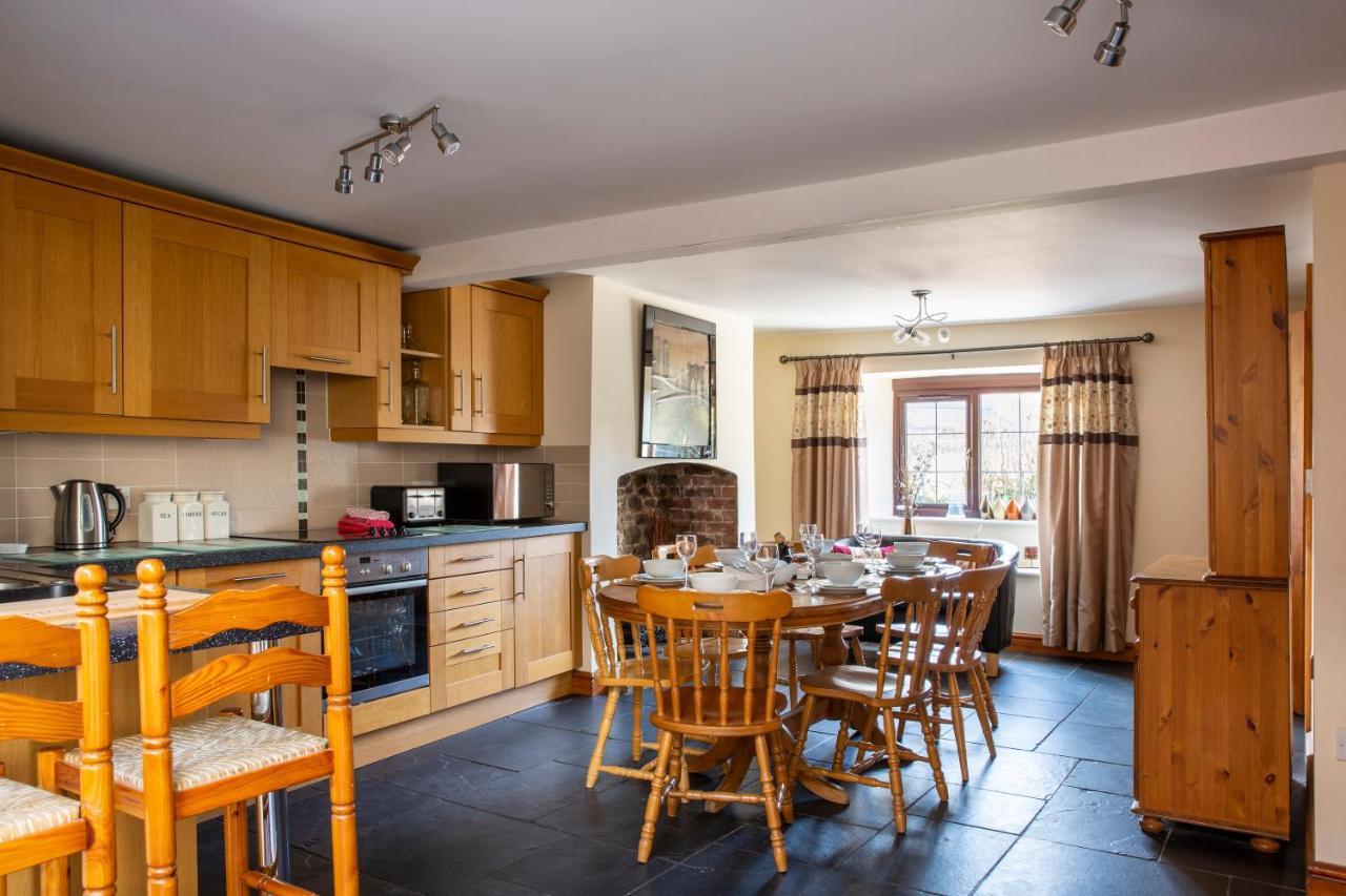 Herefordshire Holiday Cottages Lea Exterior photo